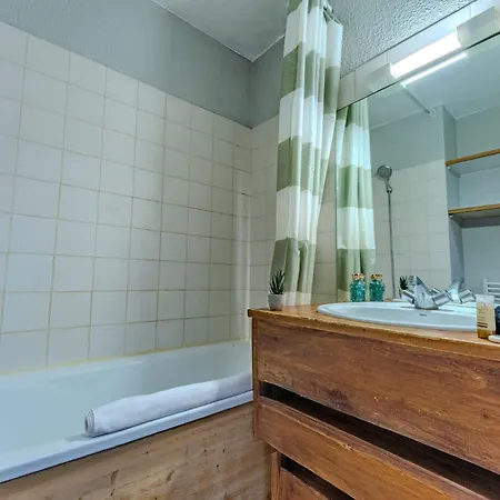 Ski-in Ski-out 2br With Mountain View - - Résidence Le Joker *